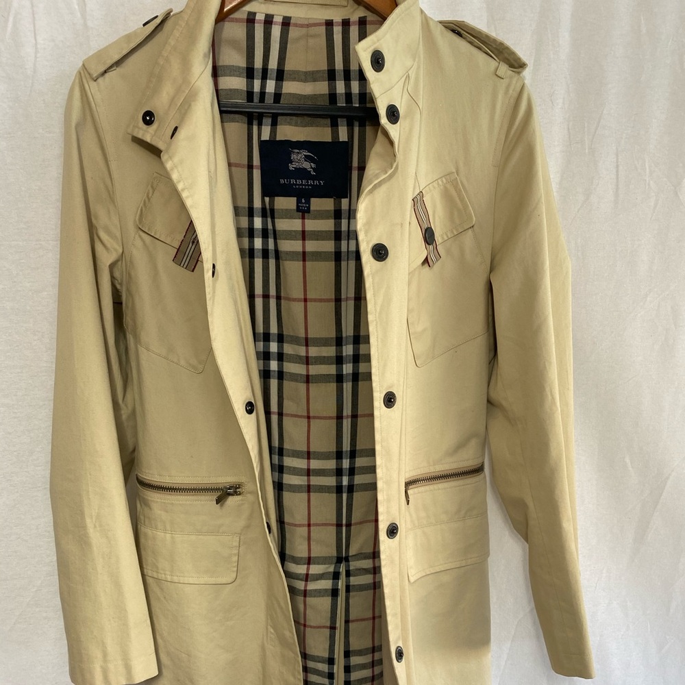 Burberry jacket size 6